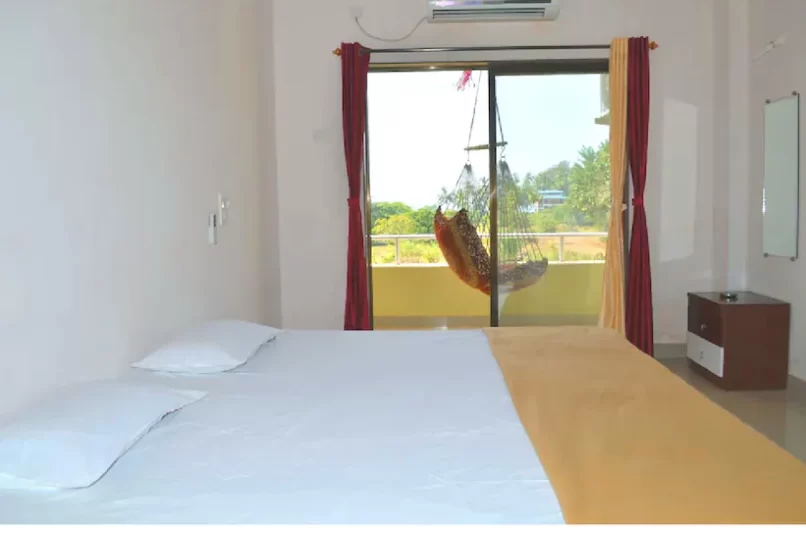 Super Deluxe Room Sea Lord Hotel and Restaurant dapoli